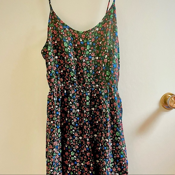 Super cute summer dress - Skulls/Roses/Birds - size 12 - Picture 6 of 8
